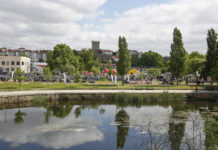 23.º Portugal de Lés-a-Lés: Com um pé cá e outro lá…