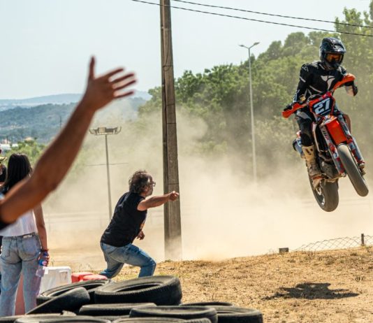 Supermoto com dia quente em Portalegre